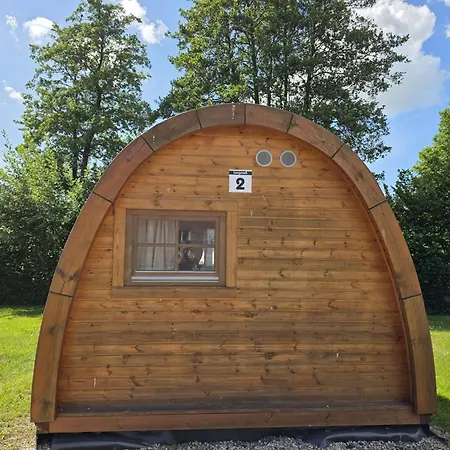 02 Premium Pod 
